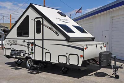 2016 Flagstaff T21TBHW with oyster exterior