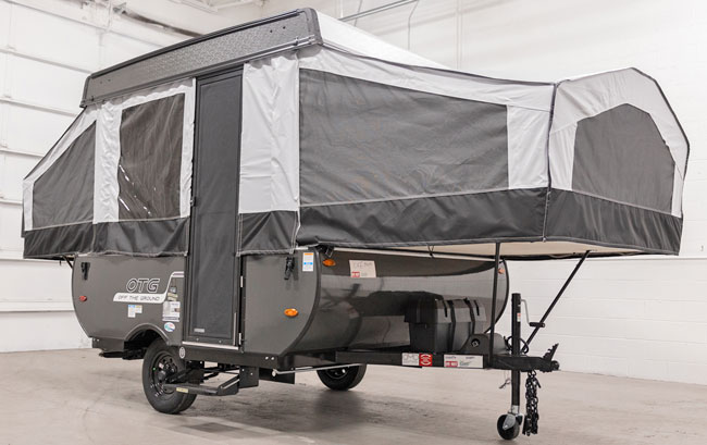 2025 Flagstaff F141OTG exterior