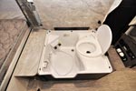 185019 cassette toilet/shower